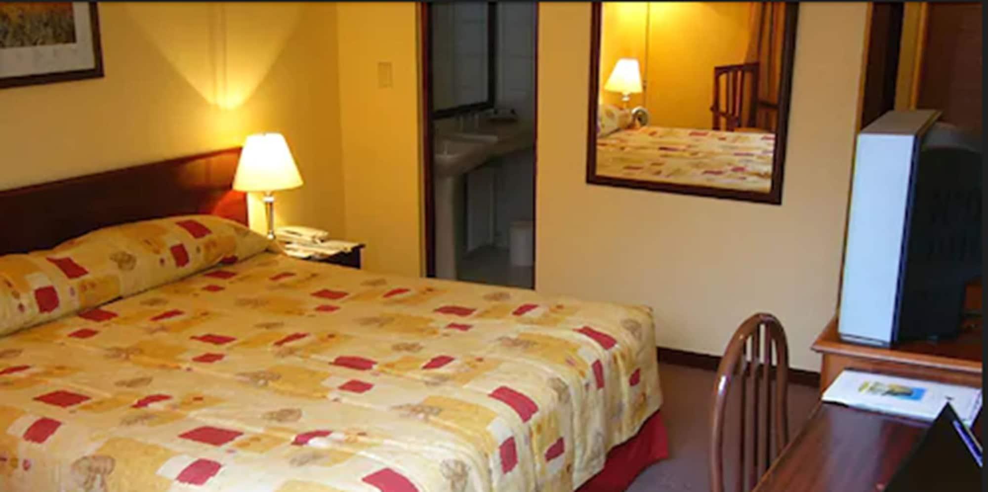 Hotel Alcala Del Rio ซานติอาโก ภายนอก รูปภาพ
