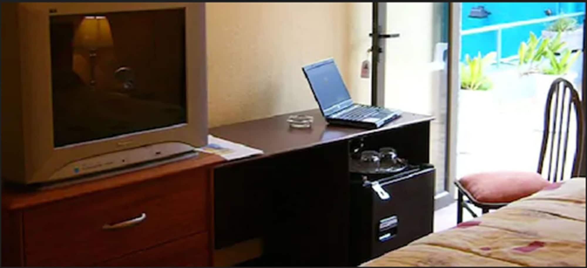 Hotel Alcala Del Rio ซานติอาโก ภายนอก รูปภาพ