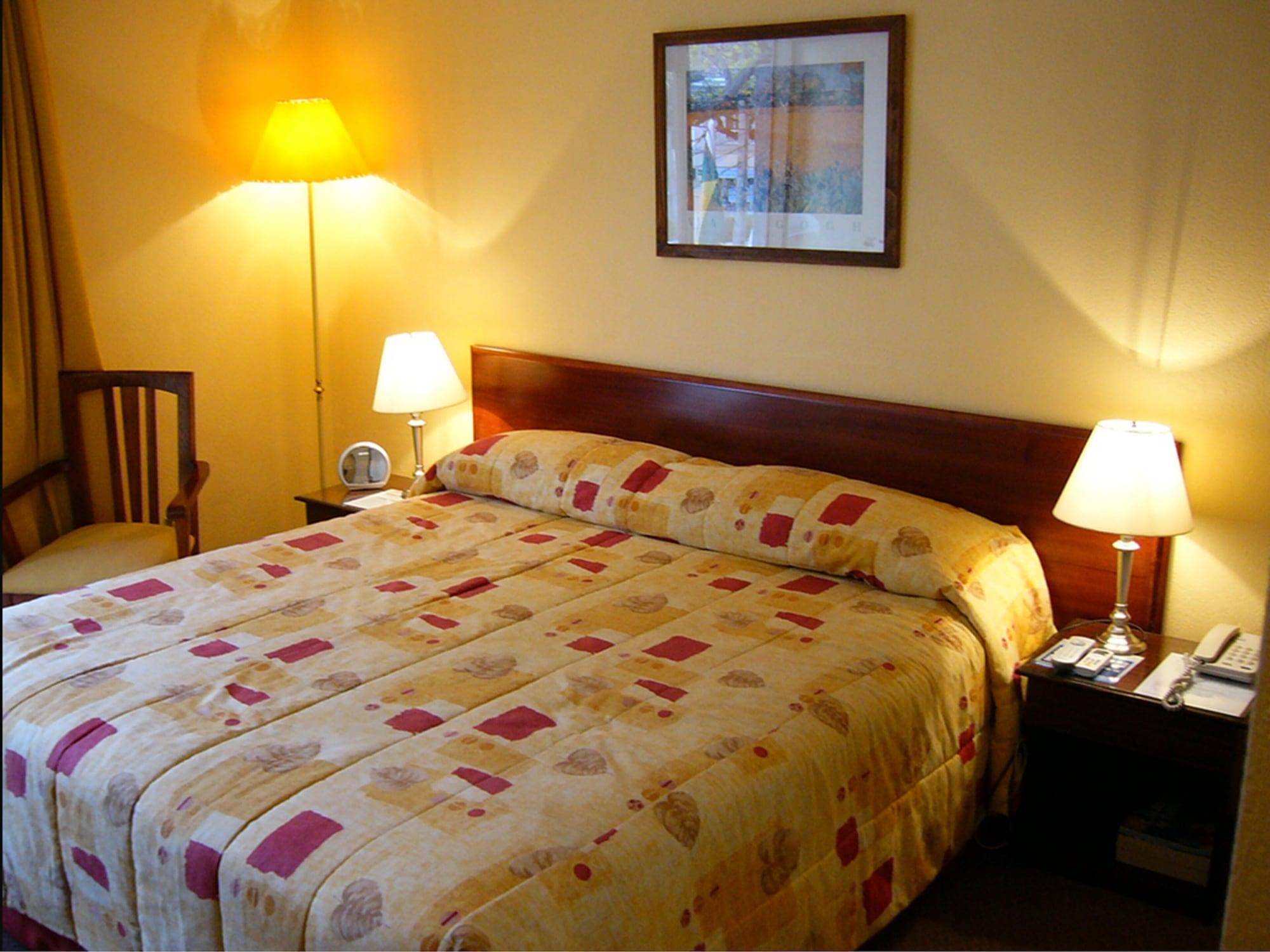 Hotel Alcala Del Rio ซานติอาโก ภายนอก รูปภาพ