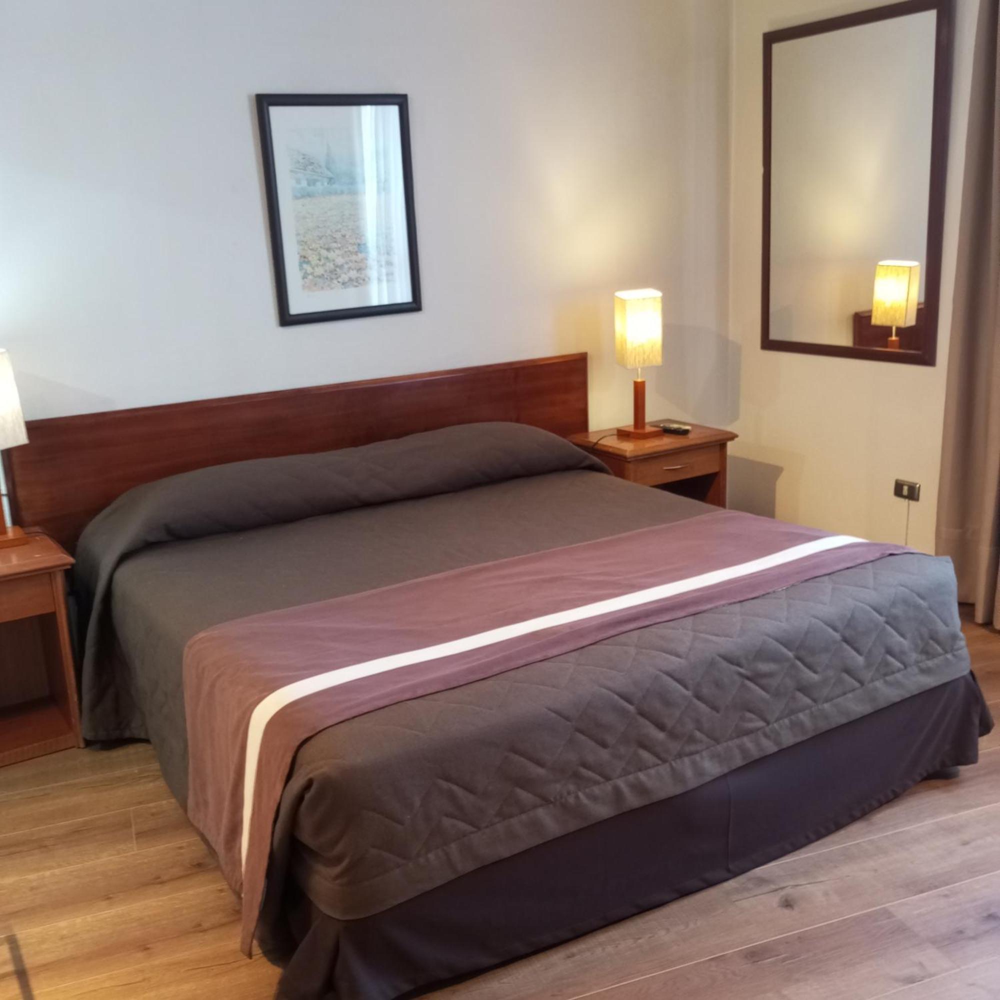 Hotel Alcala Del Rio ซานติอาโก ภายนอก รูปภาพ