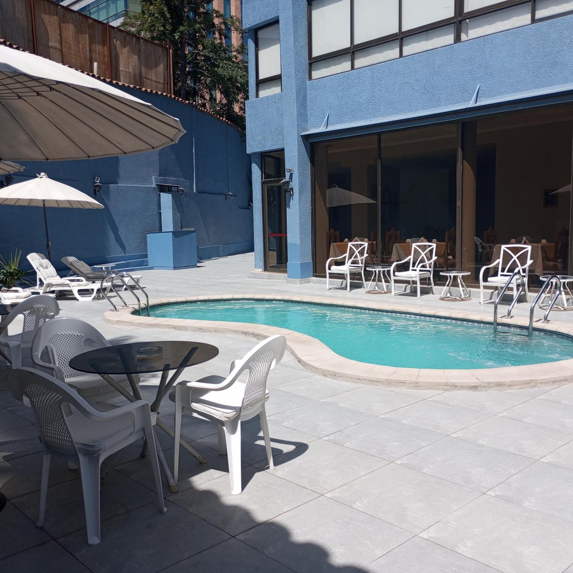 Hotel Alcala Del Rio ซานติอาโก ภายนอก รูปภาพ