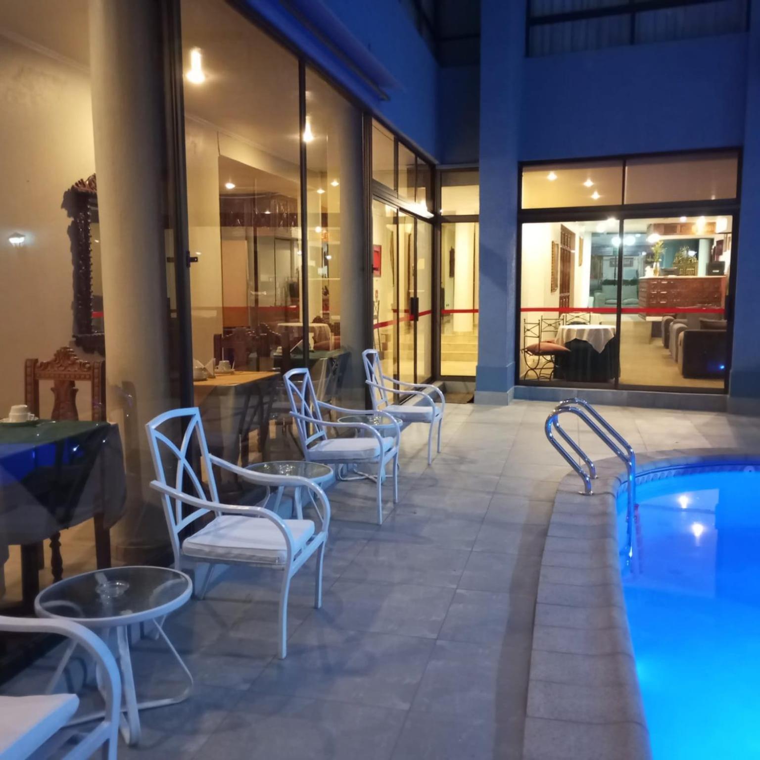 Hotel Alcala Del Rio ซานติอาโก ภายนอก รูปภาพ