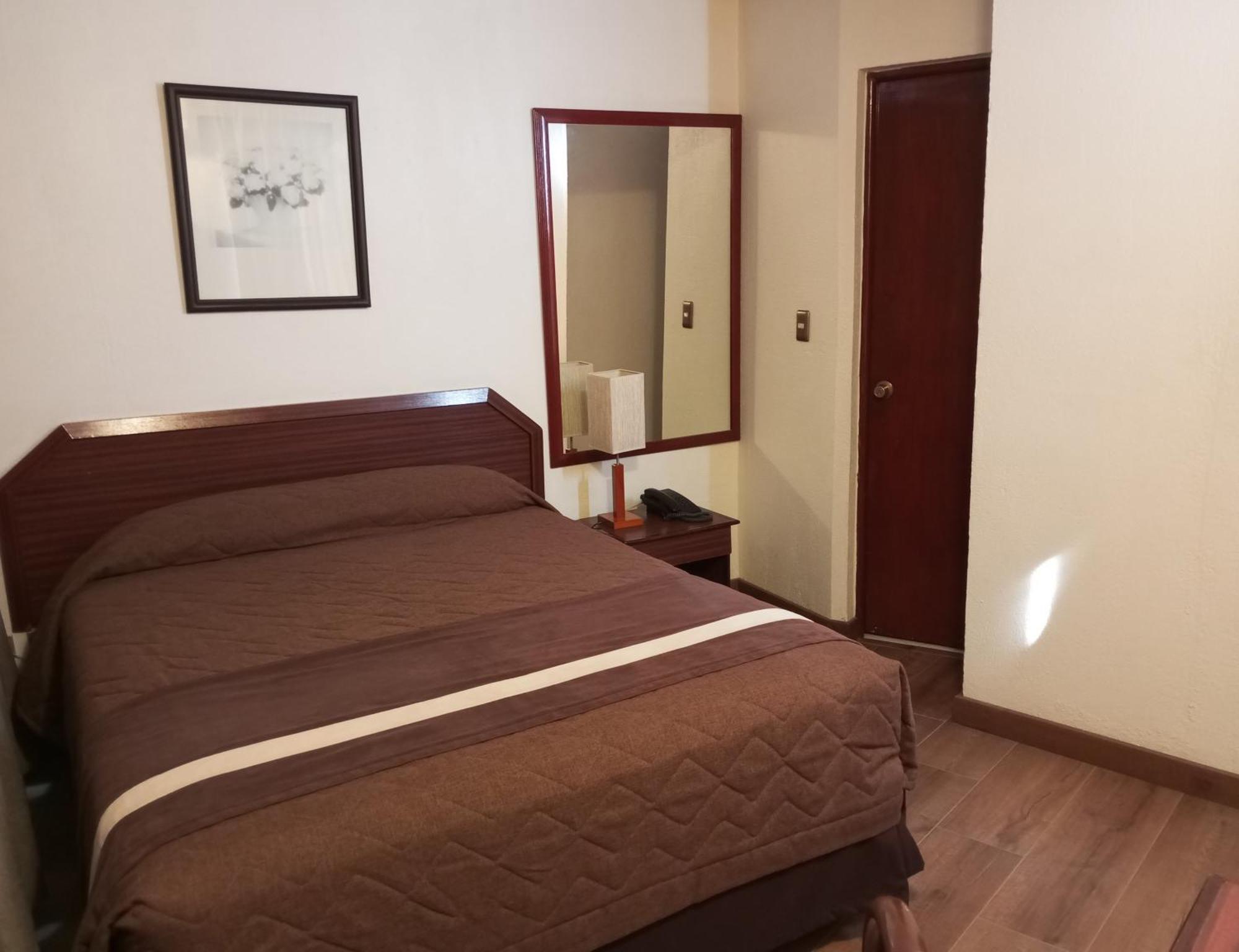 Hotel Alcala Del Rio ซานติอาโก ภายนอก รูปภาพ