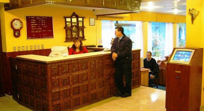 Hotel Alcala Del Rio ซานติอาโก ภายนอก รูปภาพ